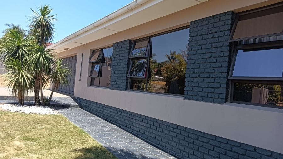 3 Bedroom Property for Sale in Beacon Bay Eastern Cape